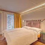 Hotel @ Locarno 3*