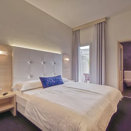 @ Locarno Hotell